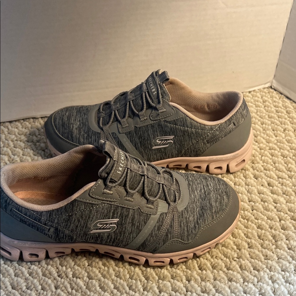 Skechers Gray and Pink Athletic Shoes - Picture 9 of 10